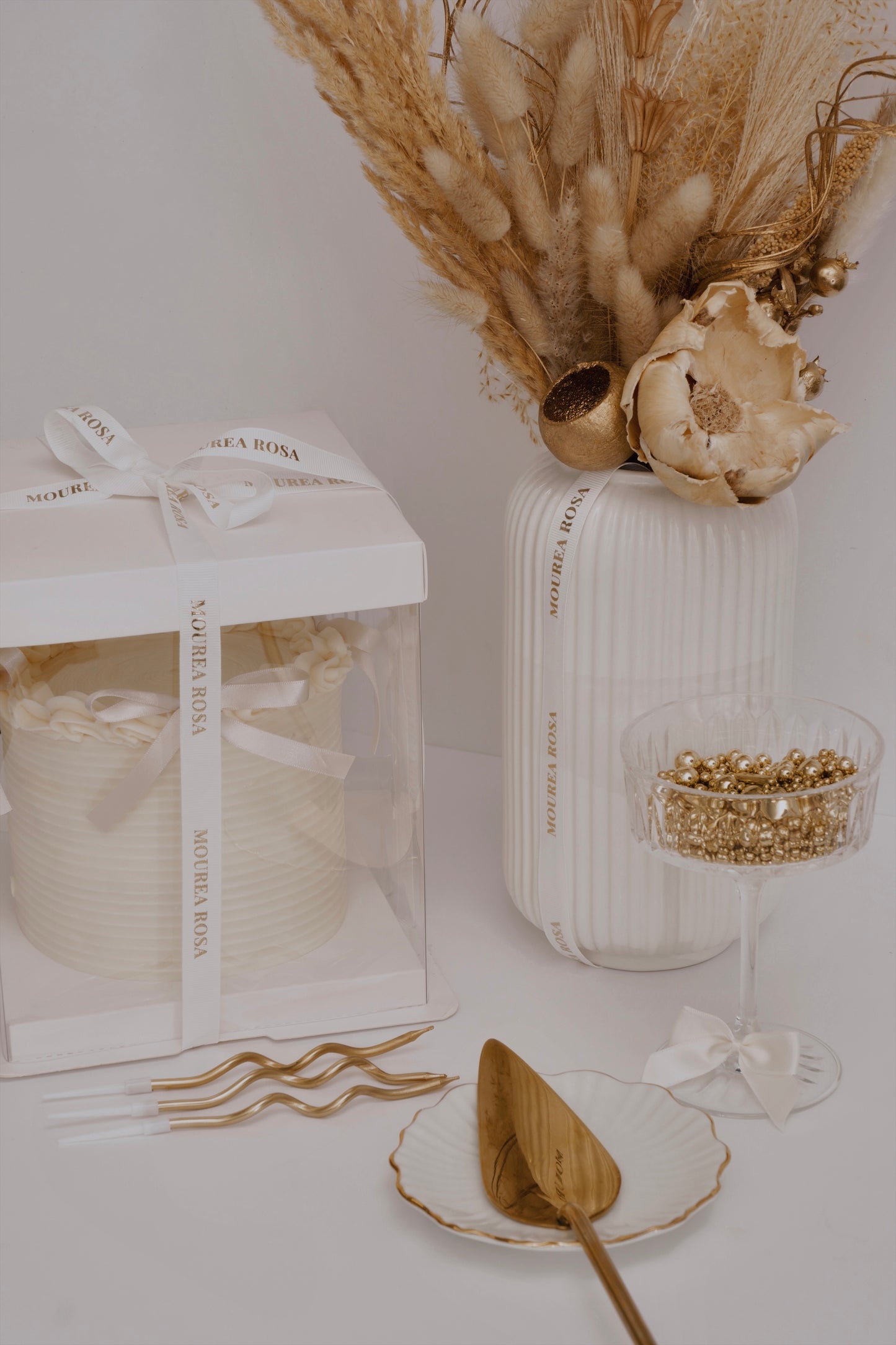 CLASSIC PETITE CELEBRATION CAKE